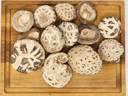 Dried Hwago Shiitake Mushrooms